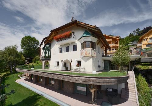 Ortisei Apartment | Villa Schmalzl