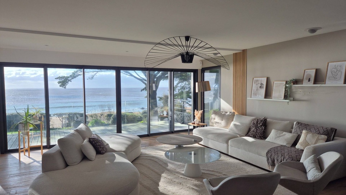 Saint-Marc-sur-Mer Villa | Villa sea view in Saint Marc sur Mer direct beach access