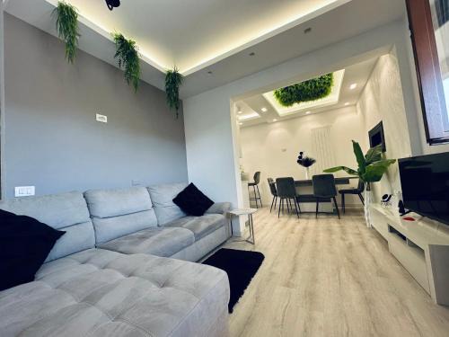 Anzio House | VILLA SEASIDE HAVEN - Private Retreat with Garden in Anzio