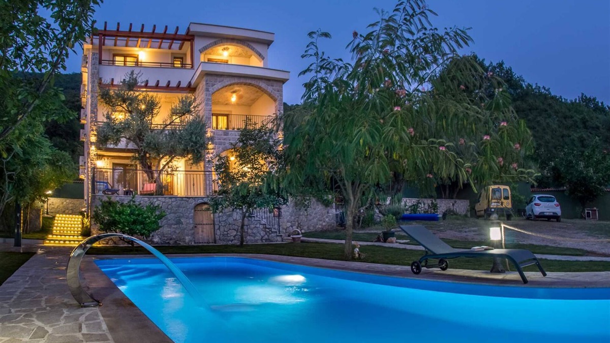 Bijeli do Villa | Villa Serendipity Montenegro