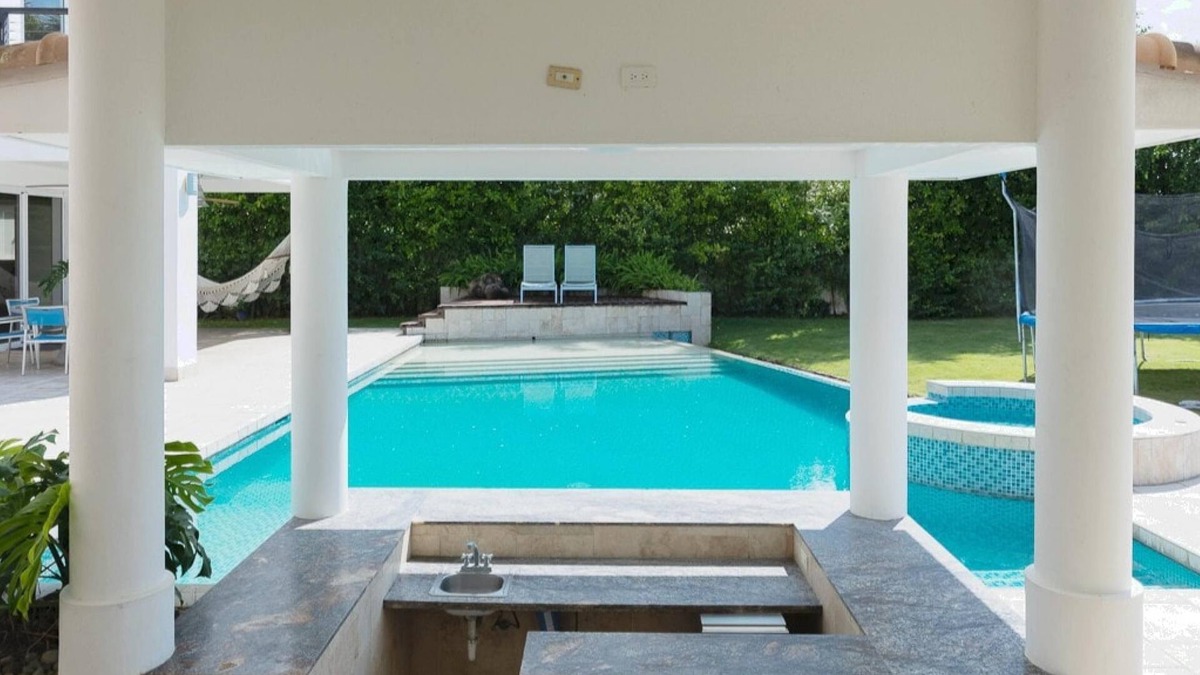 El Palmar Villa | Villa Serenidad by Acomodo