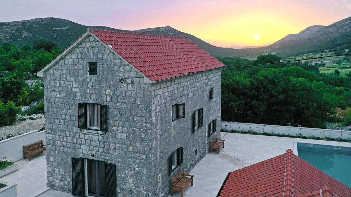 Omis Villa | Villa Sion is a peaceful villa with a private pool and stunning mountain view n