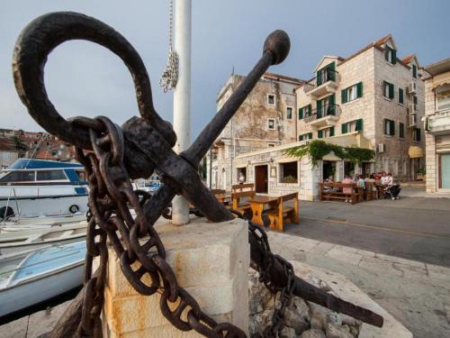 Milna (Brac) Hotel | Villa Slika