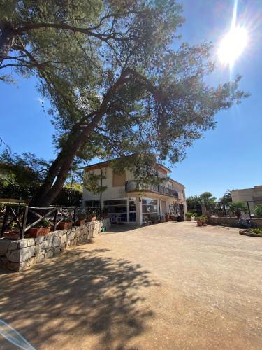 Salemi House | Villa Sofia San Ciro 401