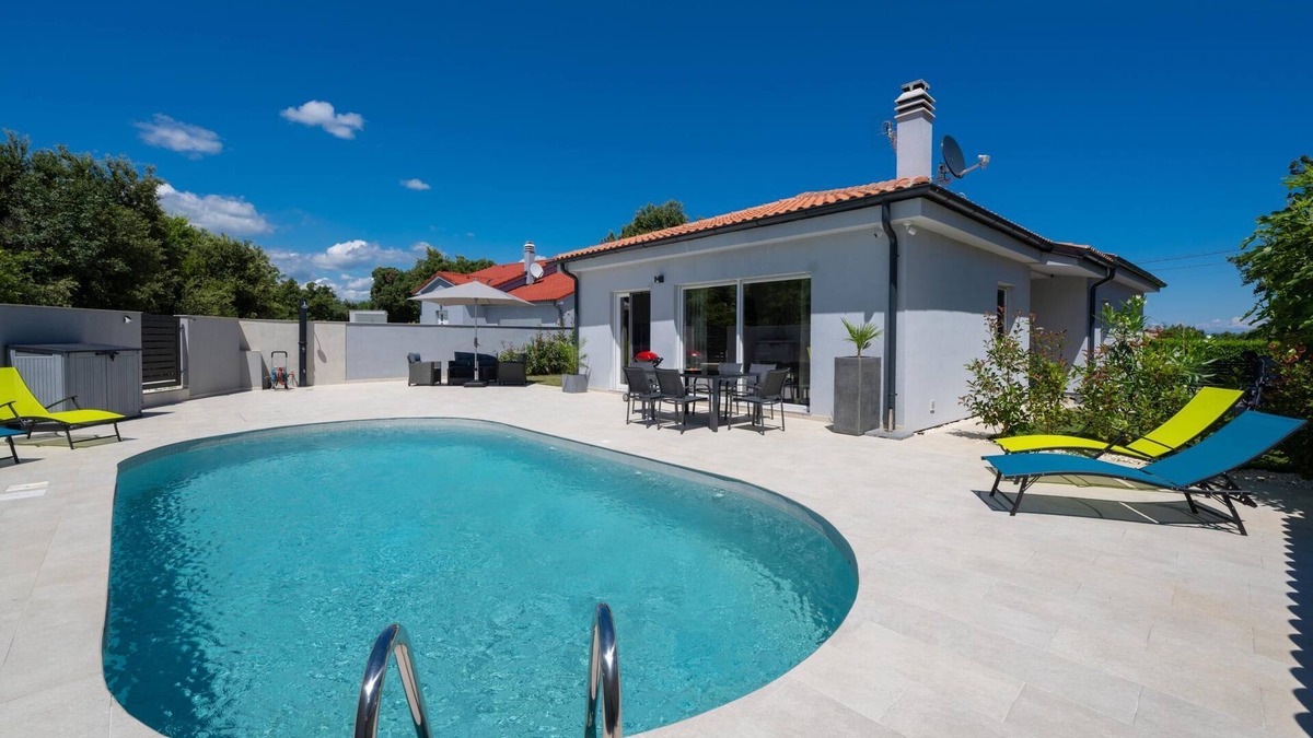 Valtura Villa | Villa Sofia with private pool