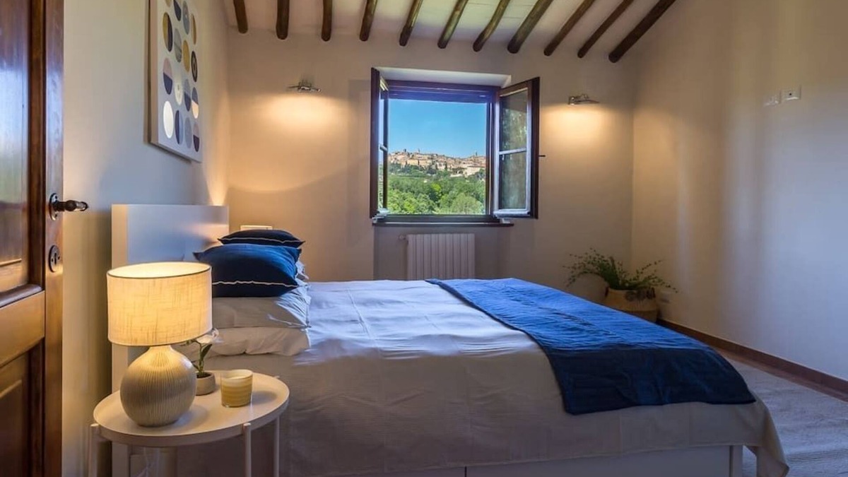 Montepulciano Villa | Villa Sogni D'Oro Etruscan Suite: 3 Bedroom Villa