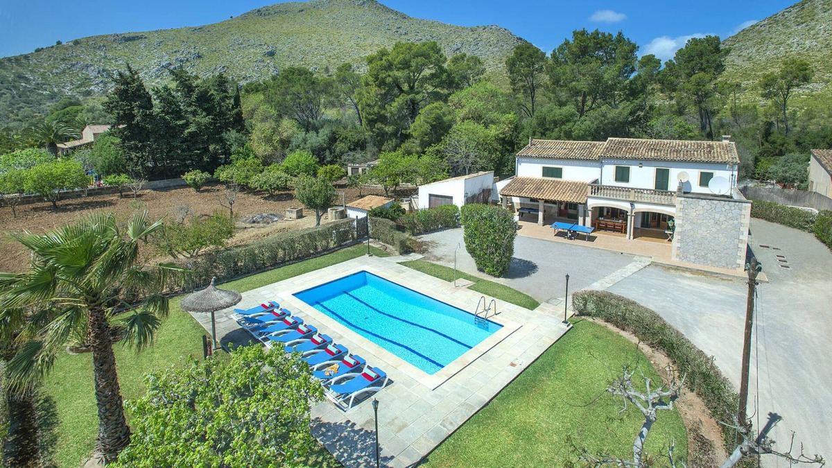 Les Palmeres Villa | Villa Sol Pollensa by Villa Plus