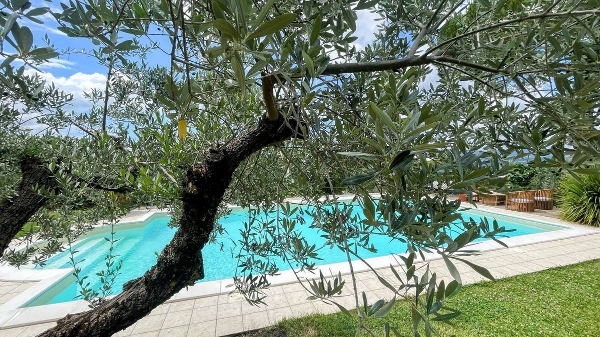 Pietrauta Villa | Villa Sole Vino/exc pool/slps 12 adults + children. Central location. Wow views!
