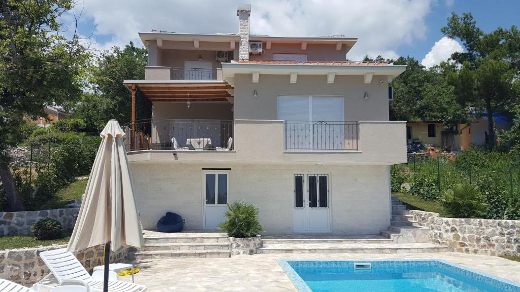 Mojdez Villa | Villa Soleada
