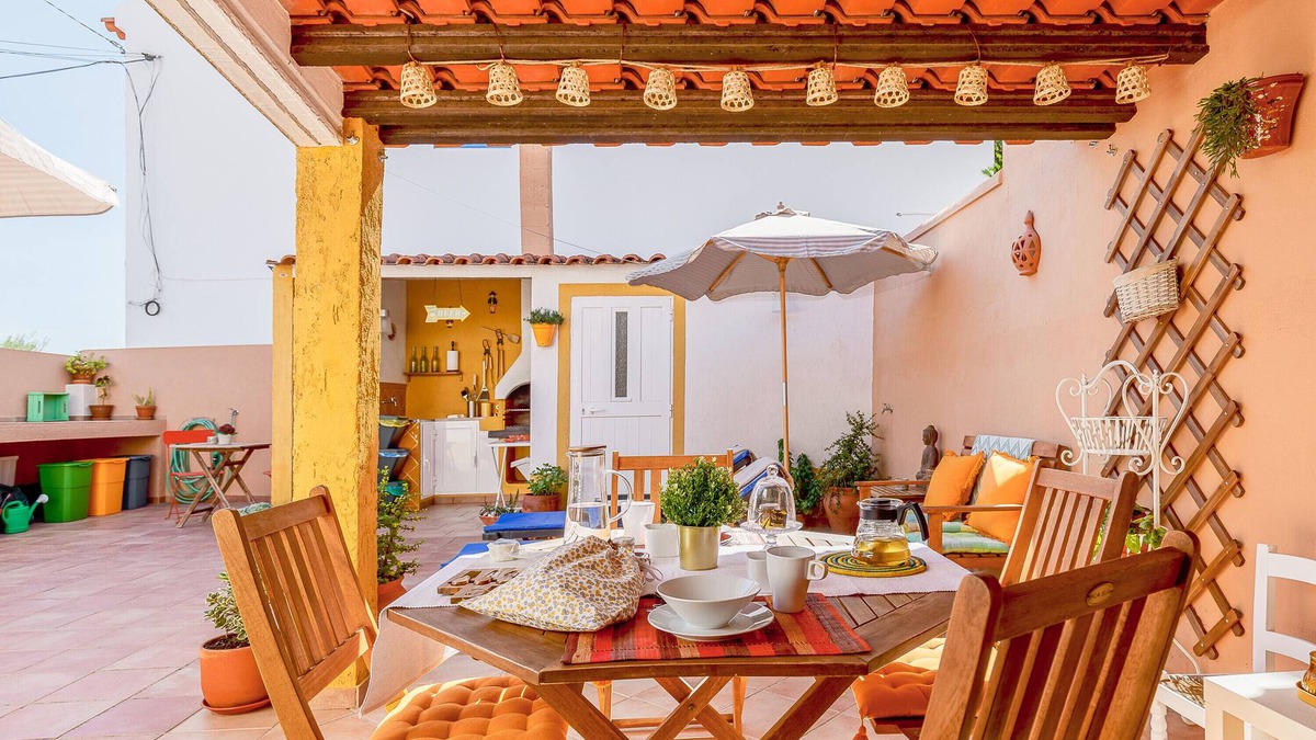 Reguengos de Monsaraz Villa | Villa 'Sossego Alentejano' with Private Terrace, Wi-Fi and Air Conditioning