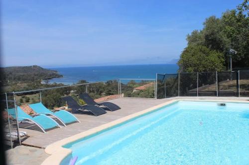 Saint-Florent Villa | Villa spacieuse à Saint-Florent avec piscine
