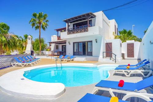 Puerto del Carmen Villa | Villa Speranza by Villa Plus