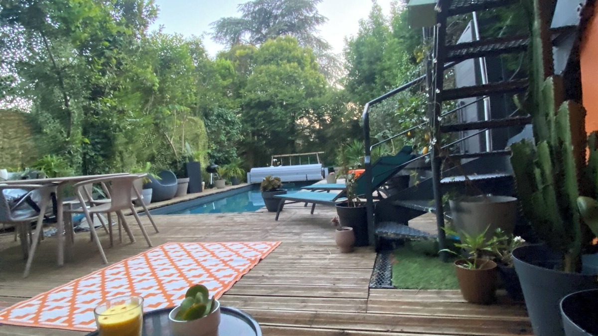 Floirac House | Villa stone heated pool Bordeaux unesco