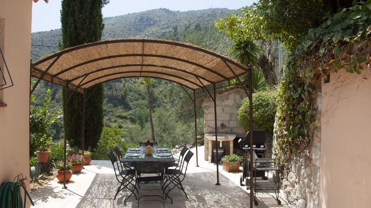 Bendejun Villa | Villa 'Stunning View' with Mountain View, Private Pool and Wi-Fi