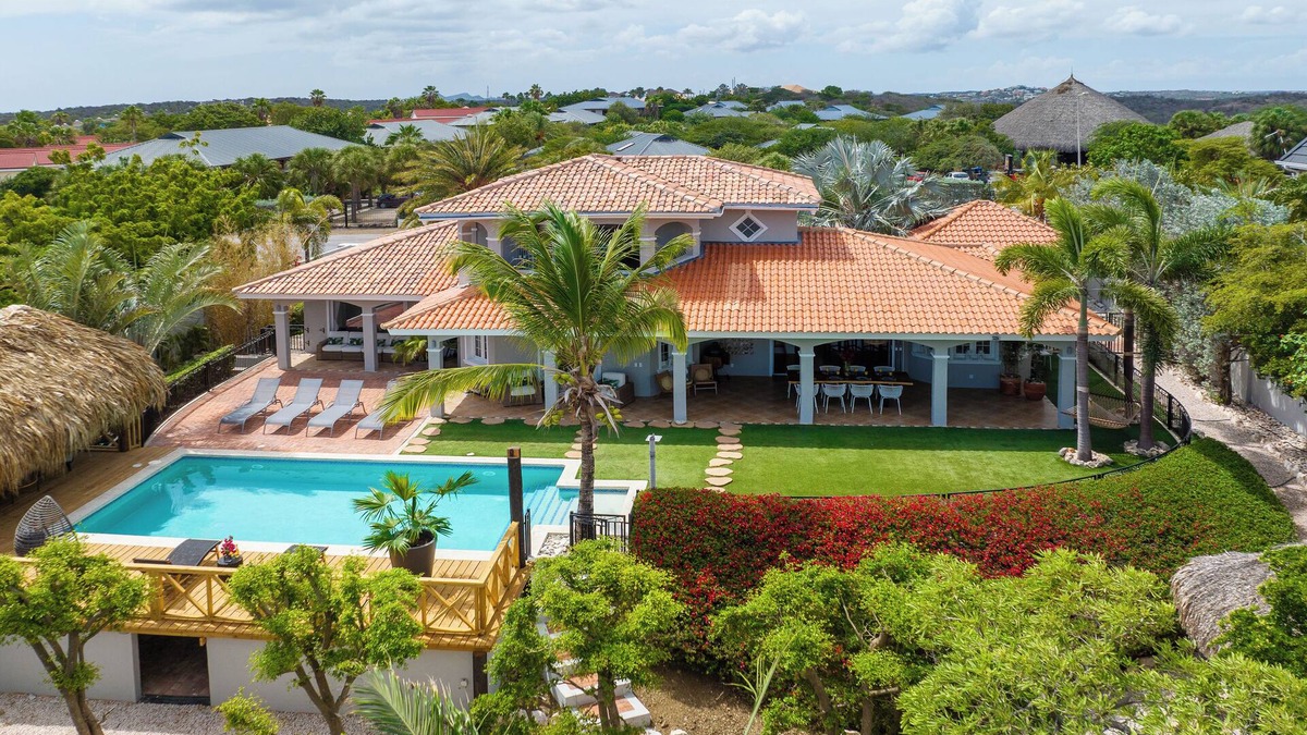 Jan Thiel Villa | Villa Sundance, 8 Pers. Villa With Pool Within Walking Distance Of The Beach