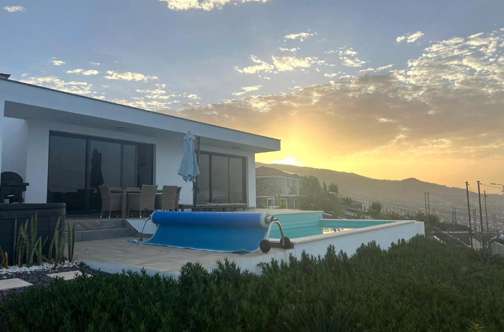 Prazeres Villa | Villa Sundowner