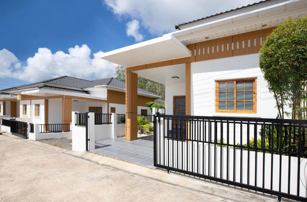 Thep Kasattri Villa | Villa Sunrise Garden B191