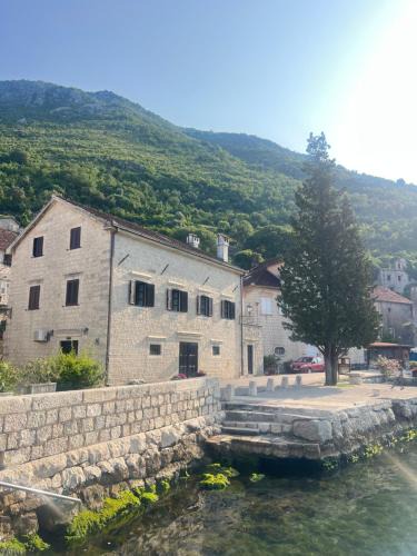Perast Villa | Villa Sunrise