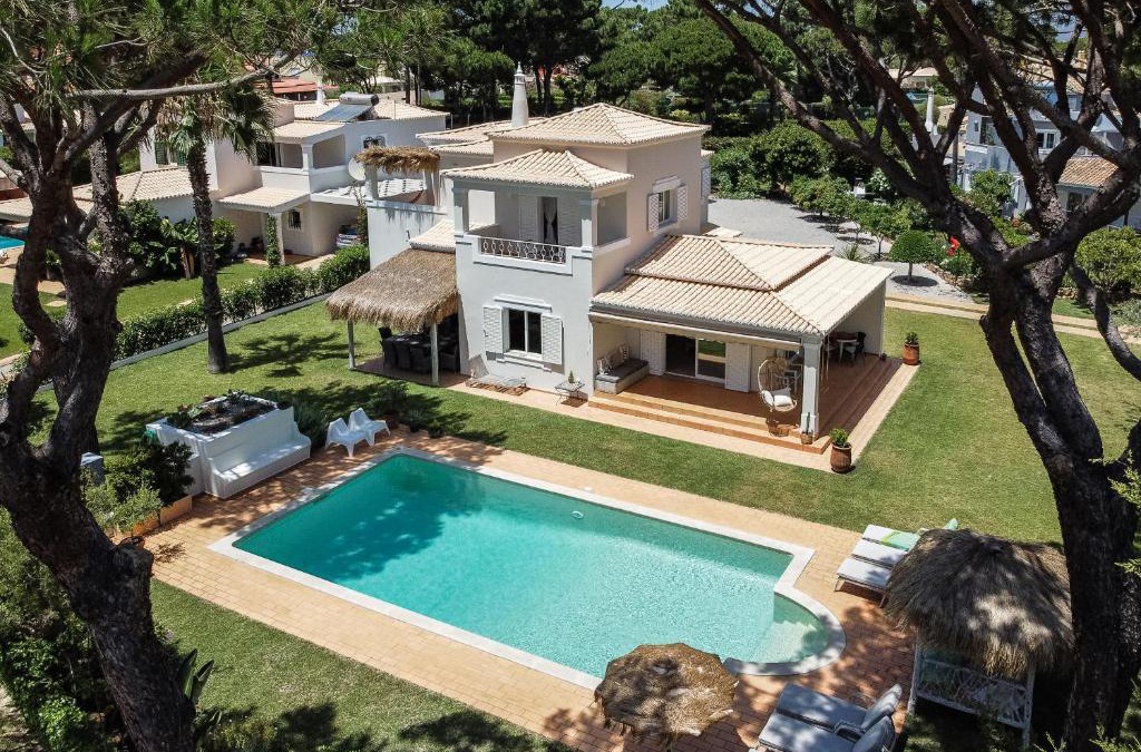 Quarteira Villa | Villa Sunset,sleeps 9,heatable pool,walk to marina