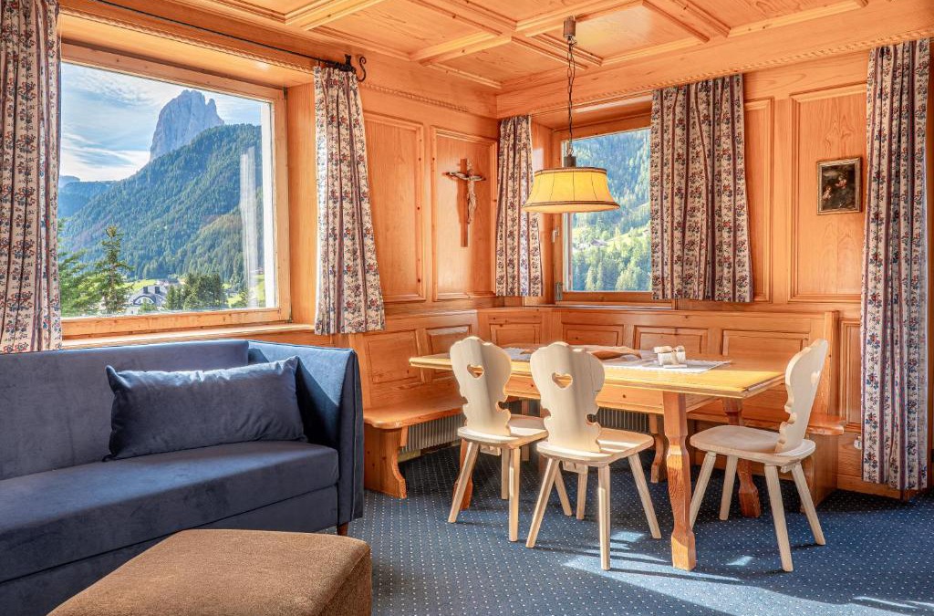 Ortisei Ski Chalet | Villa Suredl