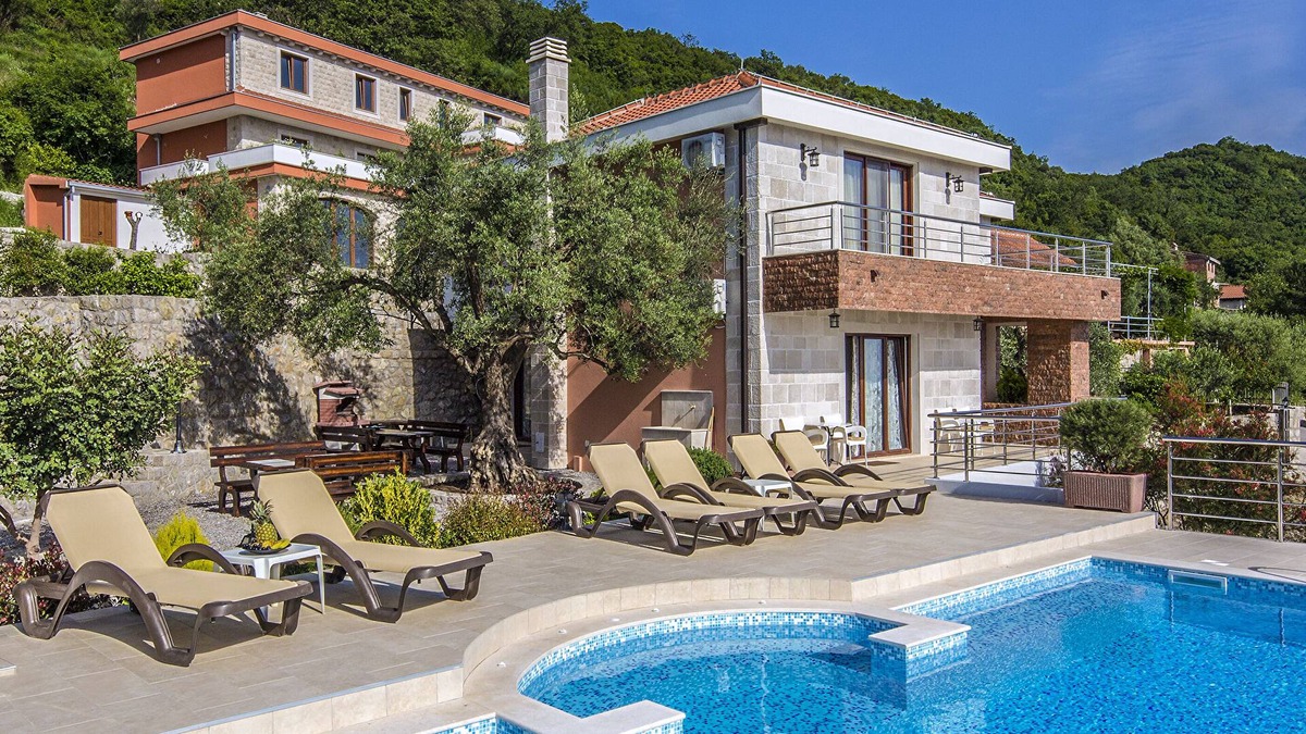 Bijeli do Villa | Villa Svinjista
