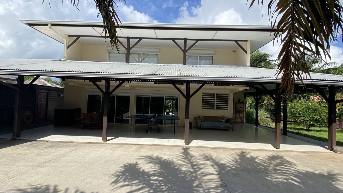 Cayenne Villa | VILLA SWIMMINGPOOL AND SEASIDE 4 bedrooms 3 bathrooms