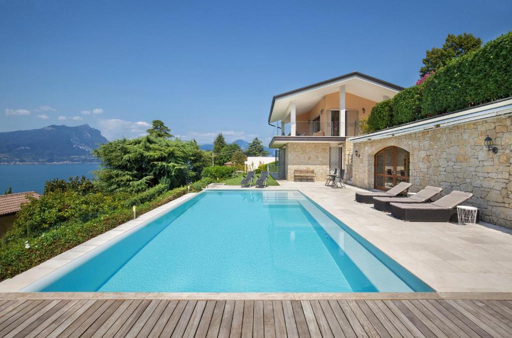Torri del Benaco Villa | Villa Sybille With Pool And Lake View