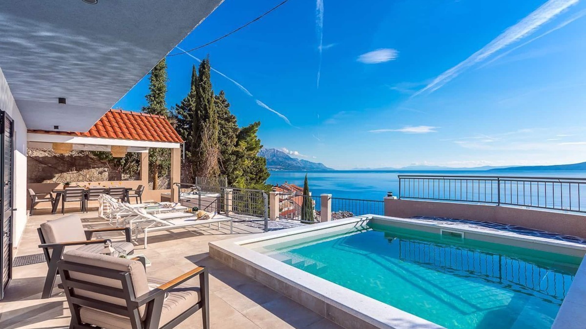 Pisak Villa | Villa Tadsi - Four Bedroom Villa, Sleeps 8