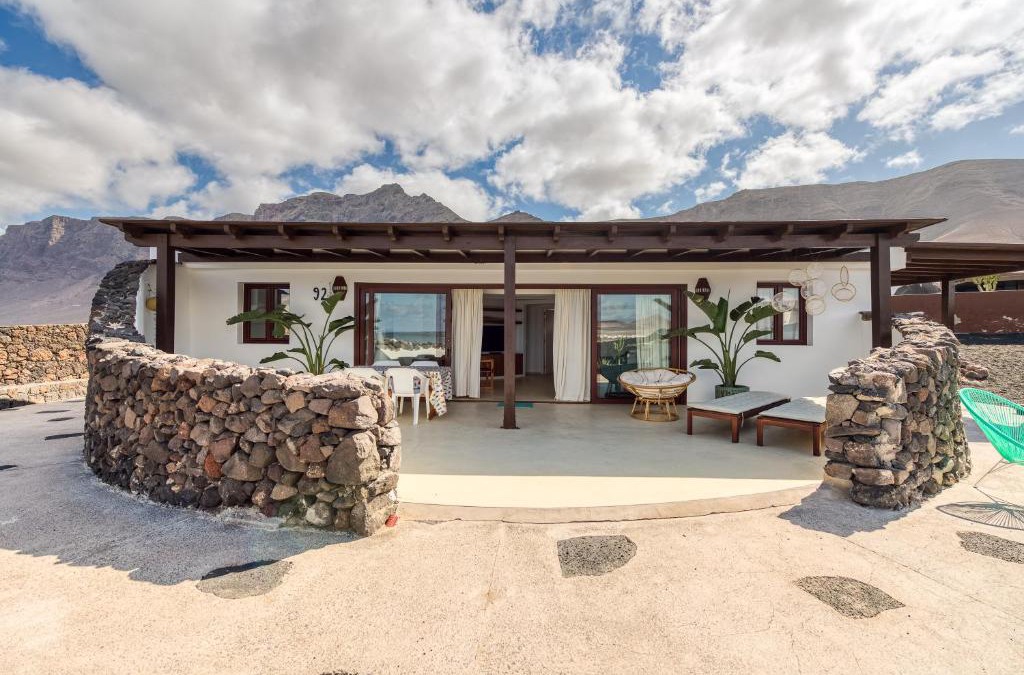 Urbanizacion Famara Villa | Villa Taguluche Famara