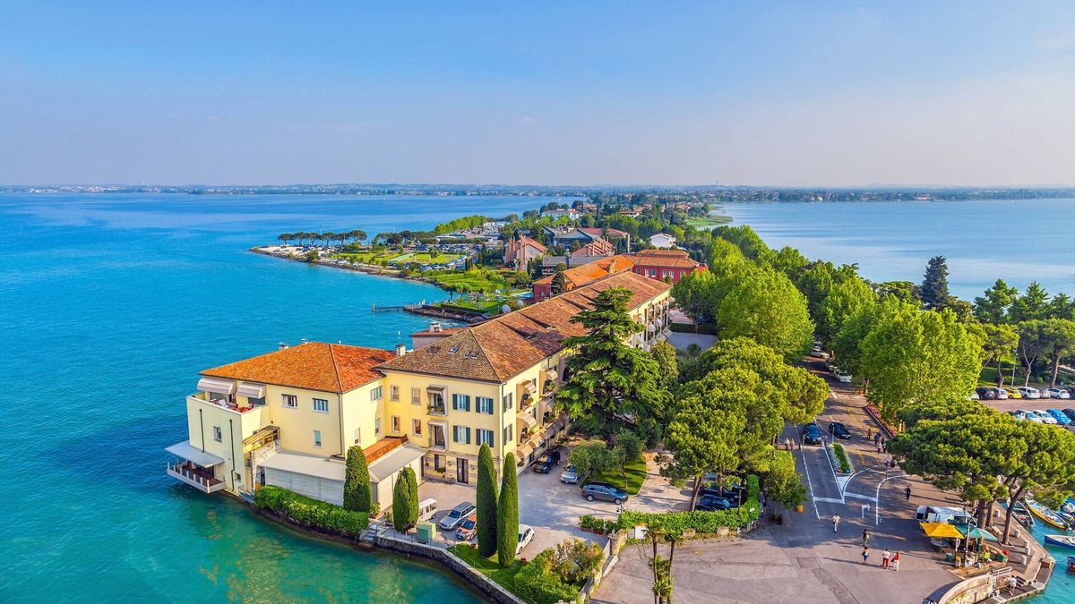 Padenghe sul Garda House | Villa Teresa Apt Lake Garda View