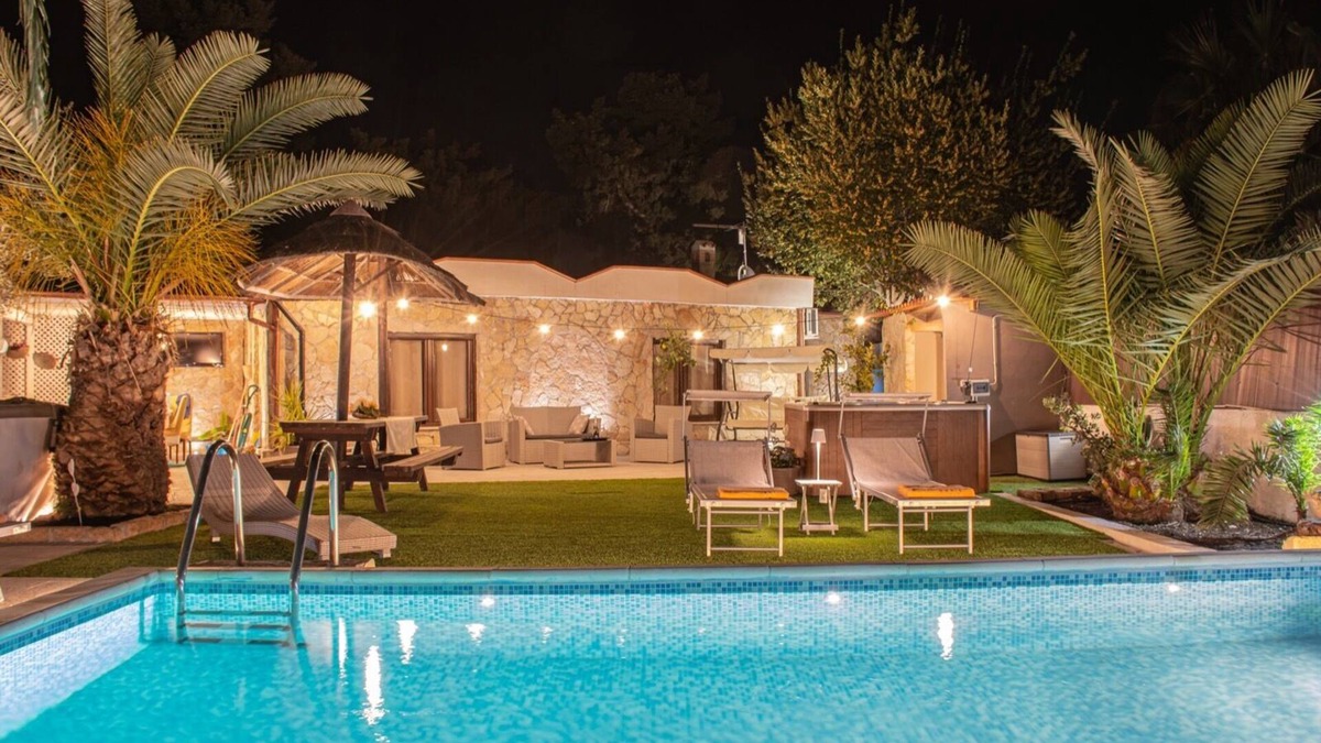S'oru e Mari Villa | Villa 'Tore' with Sea View, Wi-Fi and Air Conditioning