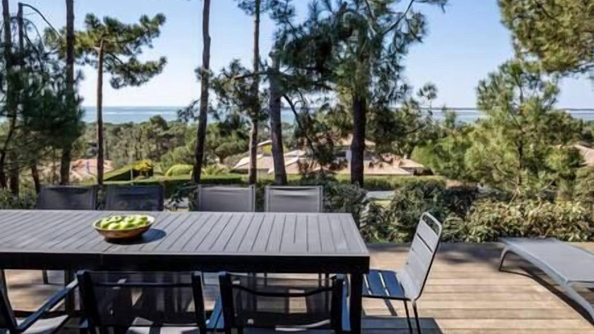 Pyla-sur-Mer Villa | Villa Tramontane panoramic view