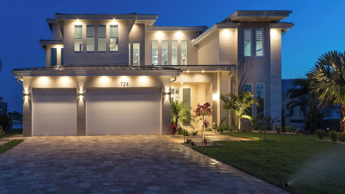 Pelican Villa | Villa Transformer - Three Bedroom Villa, Sleeps 12