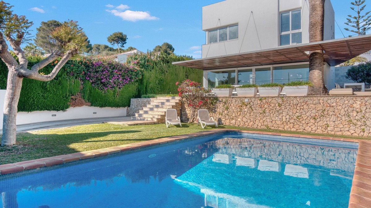 Benissa Coast Villa | Villa 'Traviata ' with Sea View, Private Pool, Wi-Fi and Air Conditioning