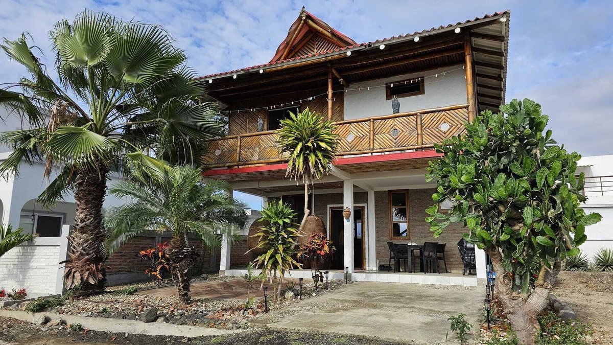 Mirador San Jose House | Villa Tsáchila Pearl of the Pacific