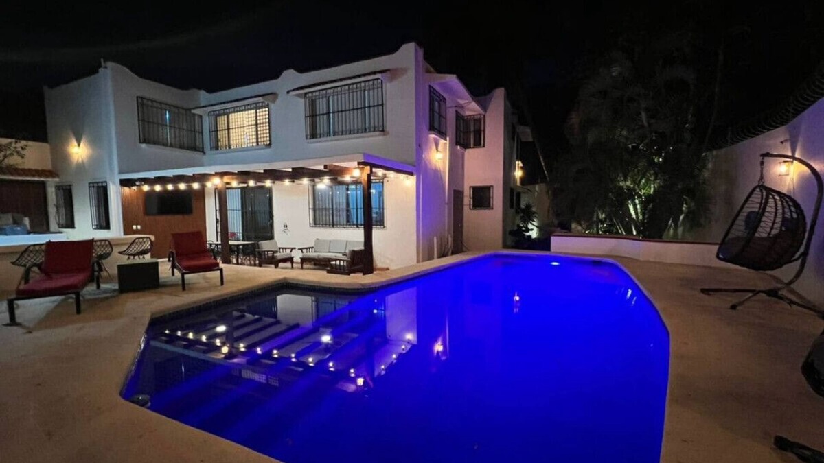 Downtown Cancun House | Villa Turix Up to 26 guests 5 min from beach