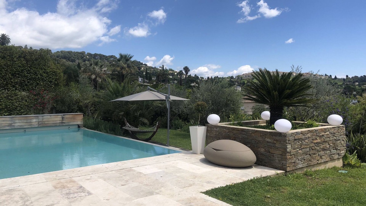 La Colle-sur-Loup Villa | Villa Tuscany