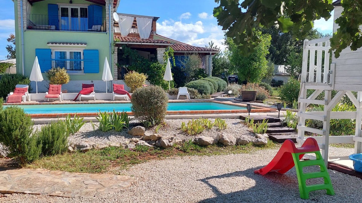 Stokovci Villa | Villa Una Ira for 8 with private pool and beach volleyball