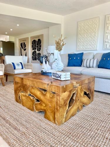 Key Largo Apartment | Villa Valbuena Aqua Vista Key Largo Marina Pickleball Remodeled 2025