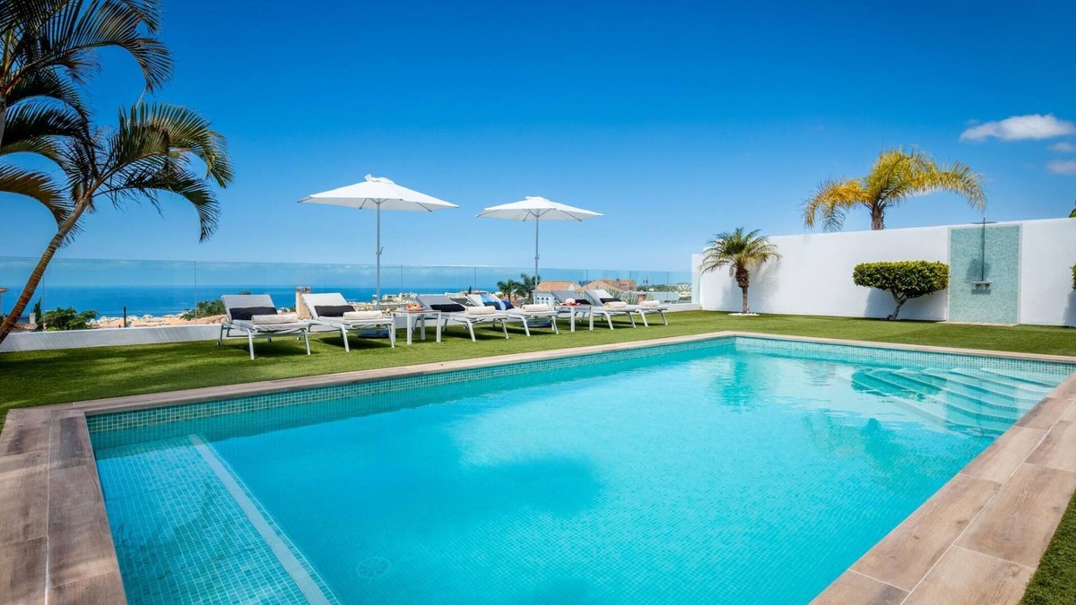 Costa Adeje Villa | VILLA VALENTINA OCEAN VIEW HEATED POOL