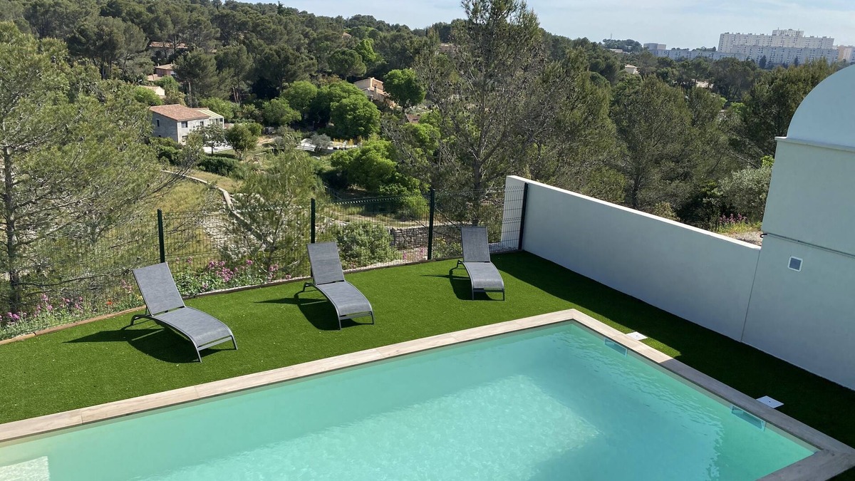 Caremeau Villa | Villa Vanessa Avec Piscine A 5 Minutes DU Centre Ville