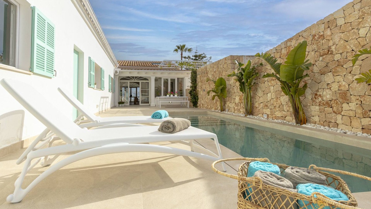 es Bacares Villa | Villa Veles Dos by Mallorca North Villas