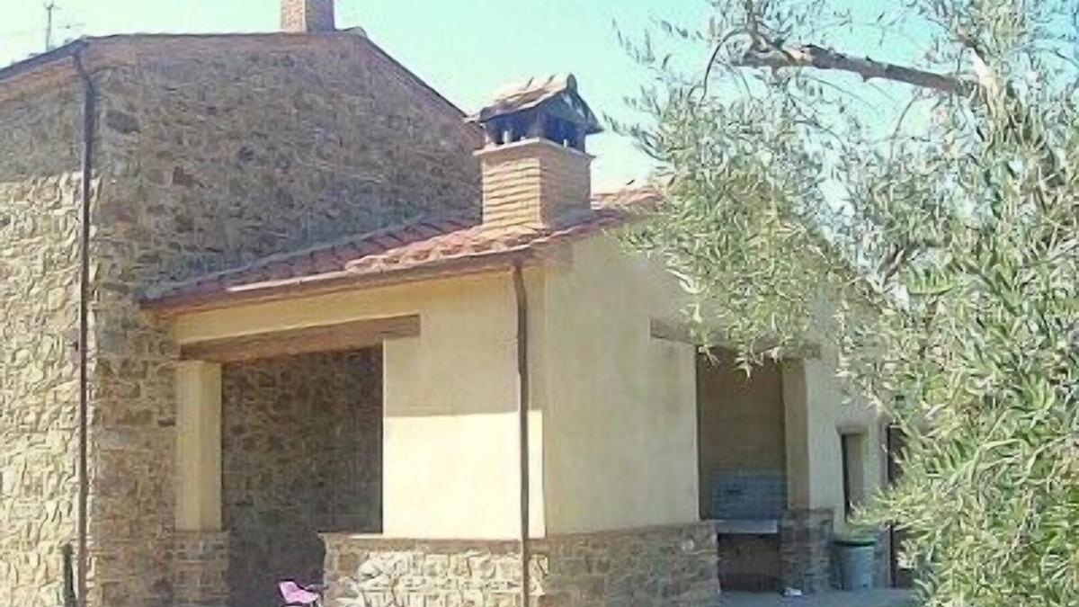 Scarlino House | Villa Verena: A welcoming two-story apartment that is part of a villa in the characteristic style of the Tuscan countryside.