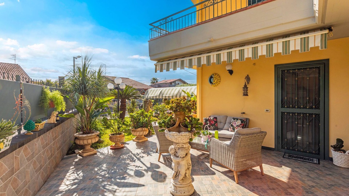 Mascali Villa | Villa 'Villetta Mare E Monti' with Sea View, Wi-Fi and Air Conditioning
