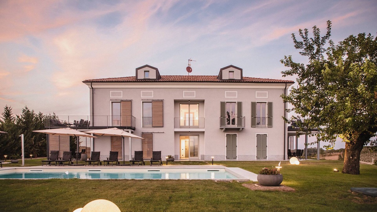 Nizza Monferrato Apartment | Villa Vinory Bricco di Nizza - Deluxe Apartment First Floor West