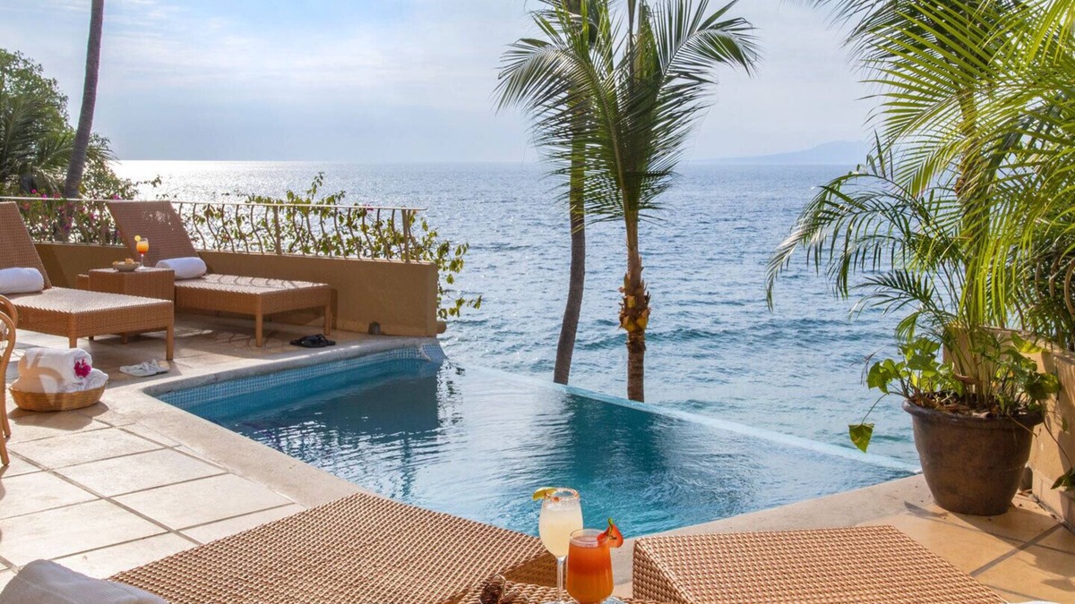 Amapas Villa | Villa Vista - Private Beachfront 4 Bedroom Villa