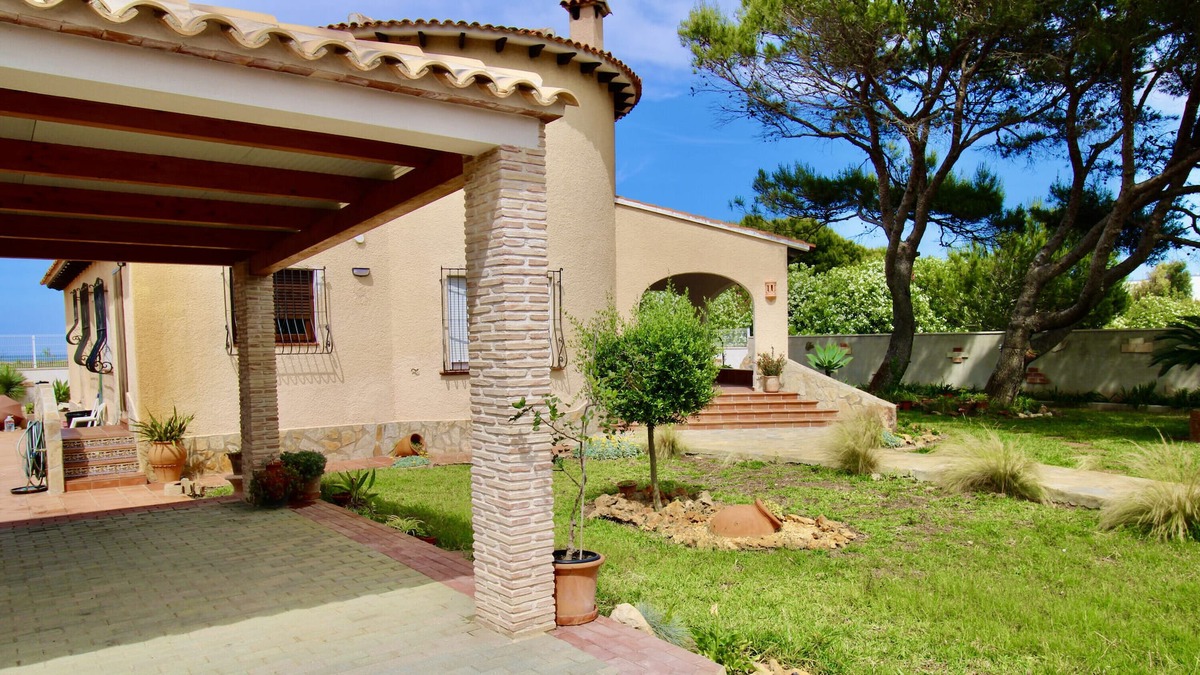 Les Deveses Villa | Villa 'Vistas Al Mar' with Private Pool, Private Terrace and Wi-Fi