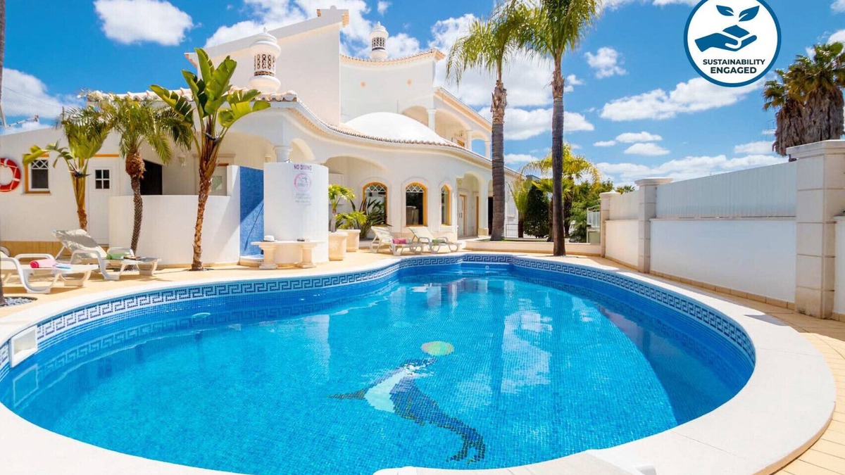 Santa Eulalia Villa | Villa w/heatable pool & BBQ, Albufeira