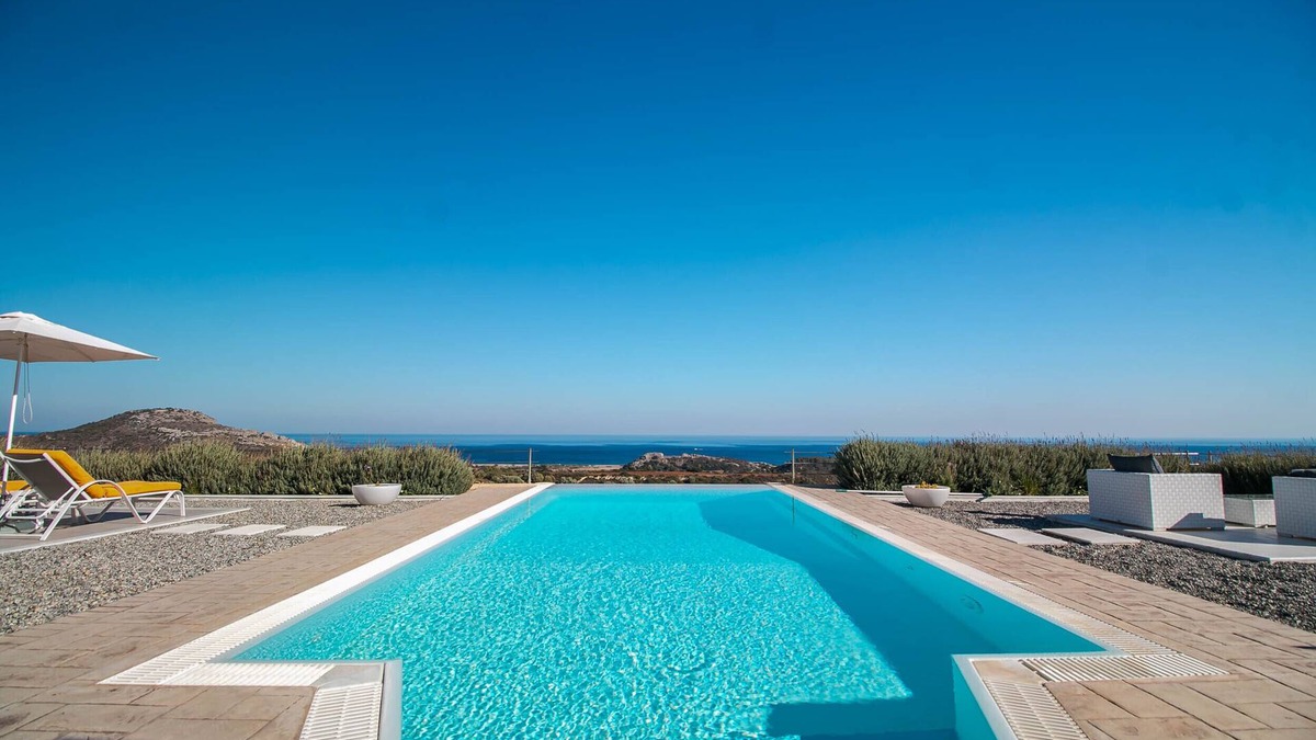 Kalithies Villa | Villa White Lady with pool & jacuzzi!