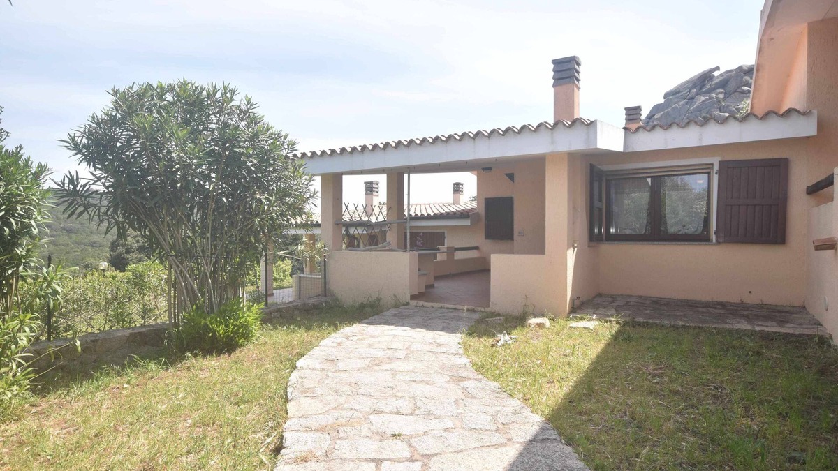 Rena Majore House | Villa with fenced garden barbecue 2 verandas